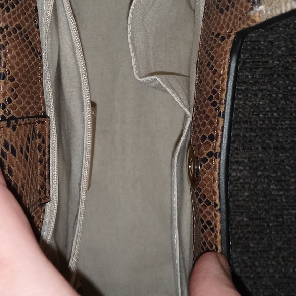 🆕 HTF Vince Camuto - "Kenni" Ombre Snakeskin Print Satchel w/Square Hand - Picture 10 of 13